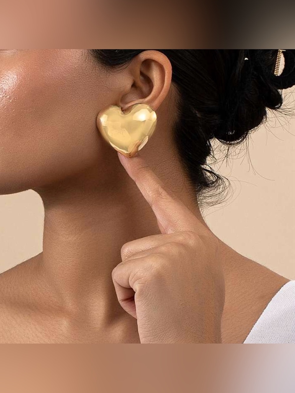 Big Shiny Heart Shape Oversized Stud Earrings! NWOT